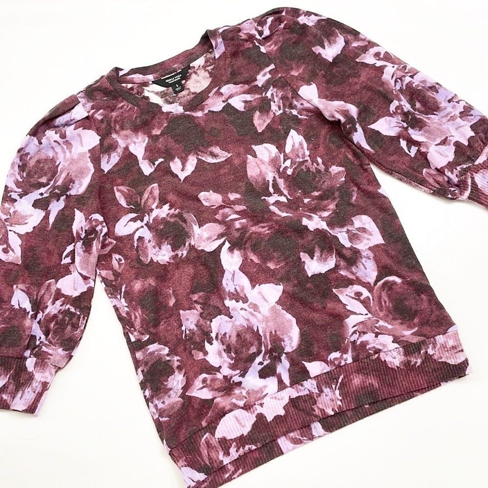 Simply Vera Vera Wang floral print 3/4 length sleeve knit sweater